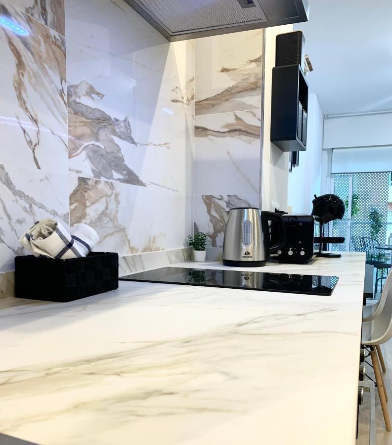 Apartamento Premium Con Piscina - Recepcion 24 Hs 베날마데나코스타 외부 사진